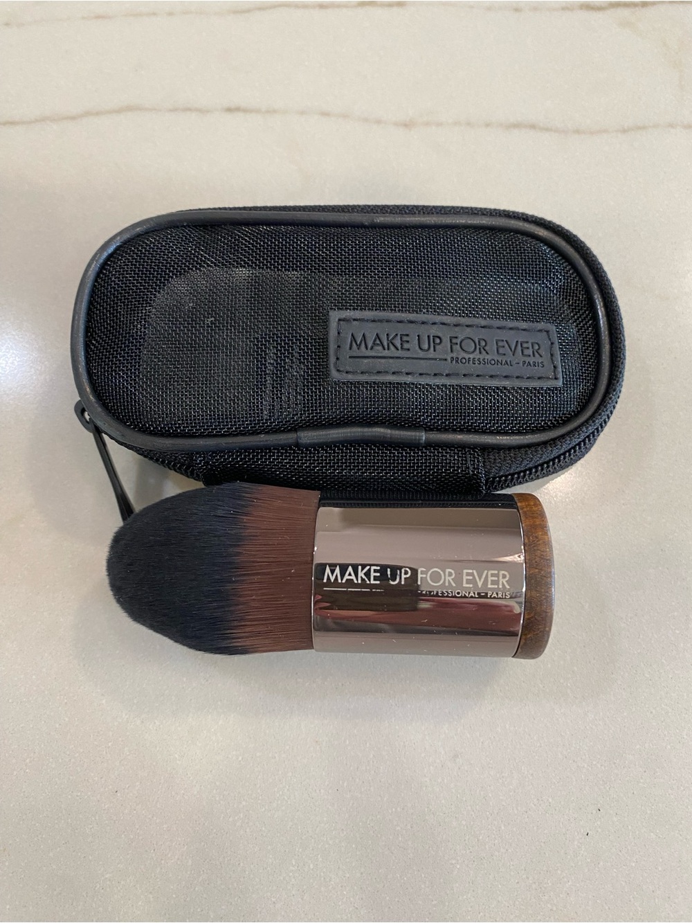 Makeup Forever 110 Kabuki Brush with Case